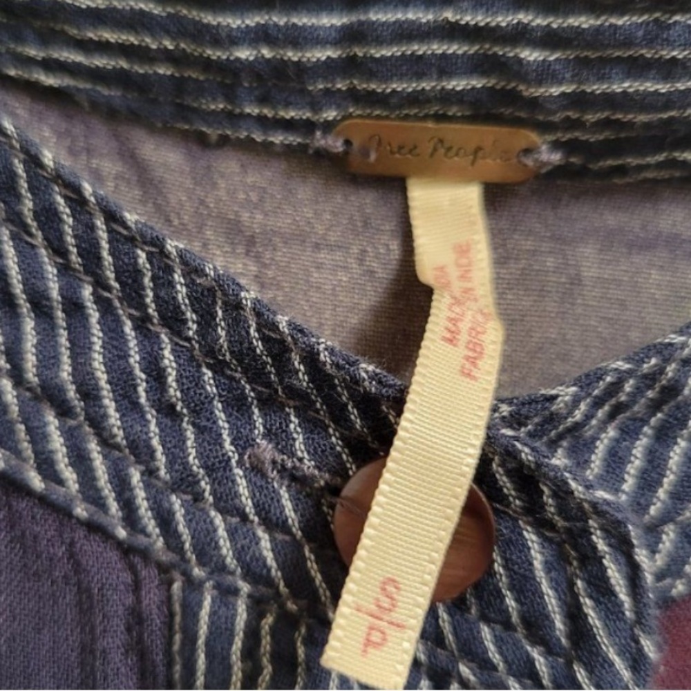 FREE People Navy Blue Pinstripe Sheer Floral Boho Oversized Tunic Blouse Top - Picture 10 of 16